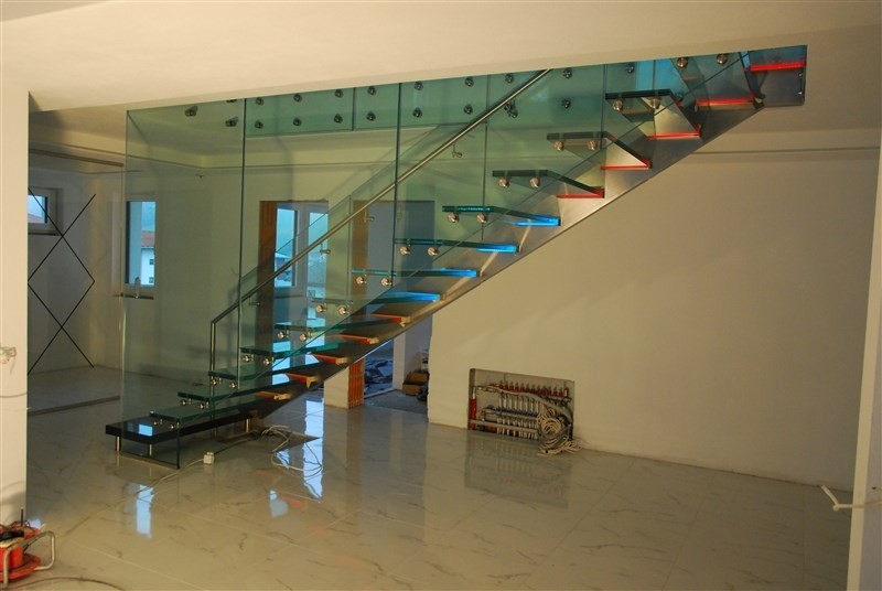 Schody szklane — realizacja Kamiński Glas Studio Wrocław (1)
