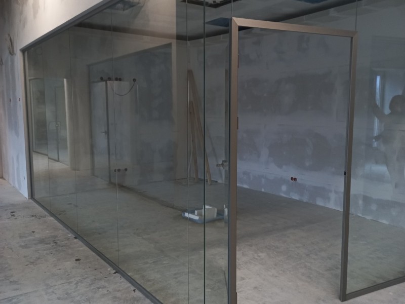 Ścianki szklane — realizacja Kamiński Glas Studio Wrocław (8)